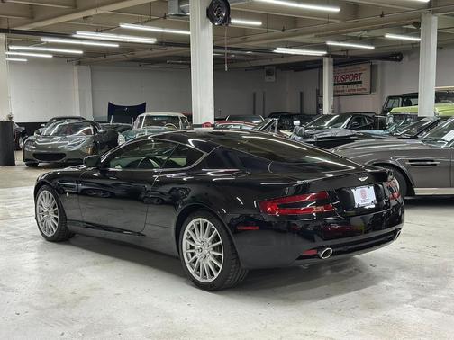 2007 Aston Martin DB9 Base
