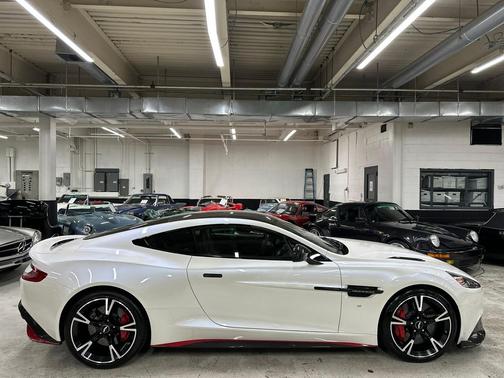 White 2018 Aston Martin Vanquish S