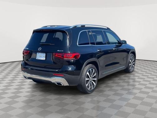 Midnight Black 2022 Mercedes-Benz GLB 250 Base 4MATIC