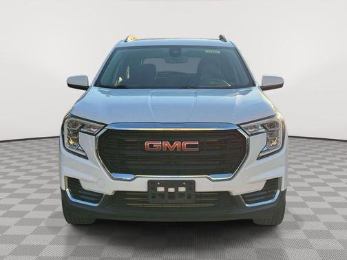 Summit White 2023 GMC Terrain SLE