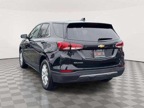 Mosaic Black Metallic 2024 Chevrolet Equinox LT