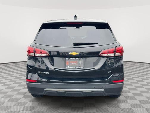 Mosaic Black Metallic 2024 Chevrolet Equinox LT