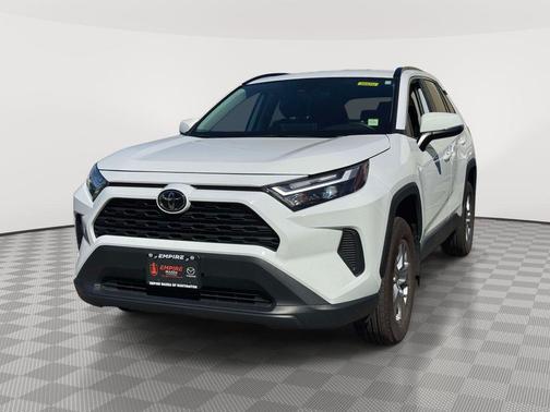 Ice 2025 Toyota RAV4 XLE
