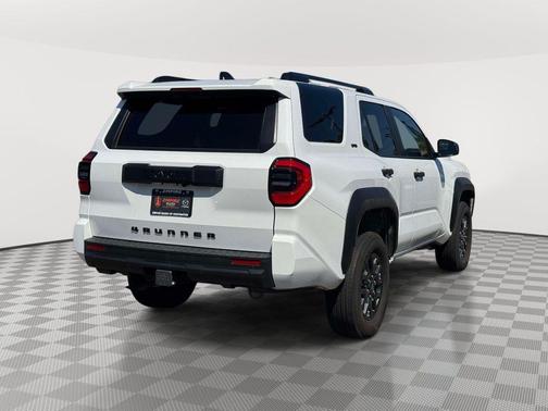 Ice 2025 Toyota 4Runner SR5