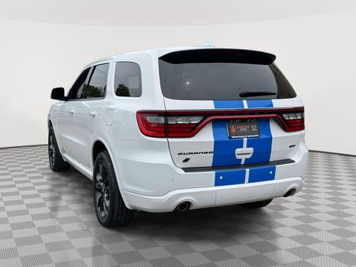 White Knuckle Clearcoat 2022 Dodge Durango GT