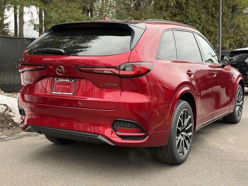 Soul Red Crystal Metallic 2026 Mazda CX-70 3.3 Turbo S Premium Plus Package