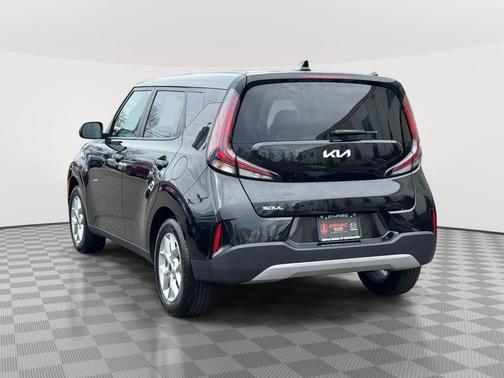Black 2025 Kia Soul LX