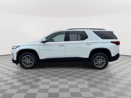 Summit White 2023 Chevrolet Traverse LT Cloth