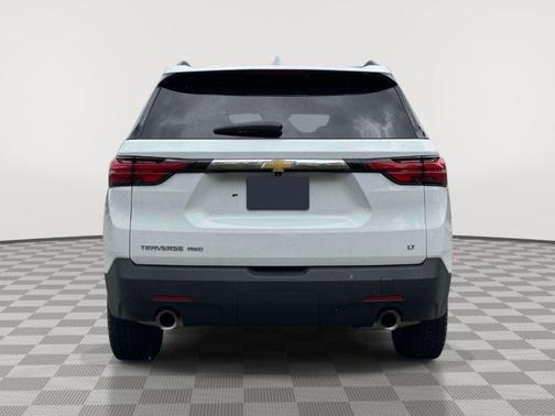 Summit White 2023 Chevrolet Traverse LT Cloth