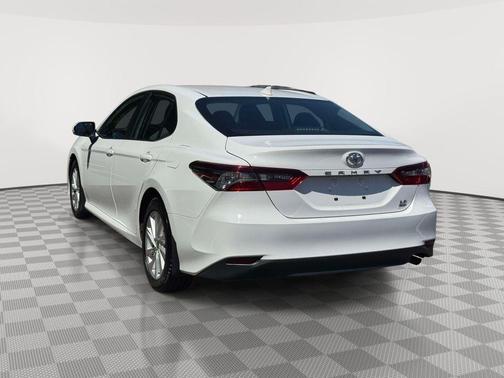 White 2022 Toyota Camry LE