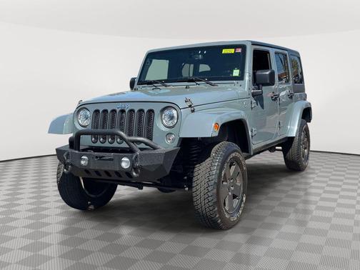 Anvil Clearcoat 2015 Jeep Wrangler Unlimited Sahara