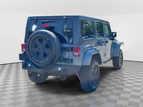 Anvil Clearcoat 2015 Jeep Wrangler Unlimited Sahara