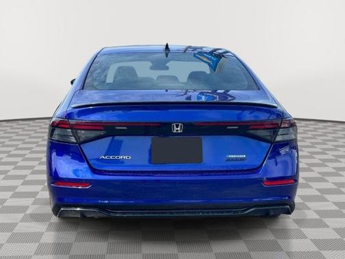 Still Night Pearl 2023 Honda Accord Hybrid Sport-L