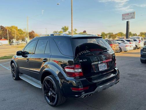 2009 Mercedes-Benz M-Class 4MATIC