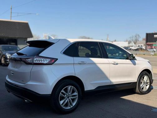 White Platinum Metallic Tri-Coat 2018 Ford Edge SEL