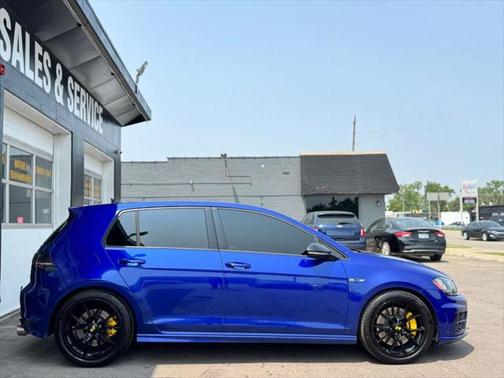 2015 Volkswagen Golf R 4-Door w/DCC & Navigation