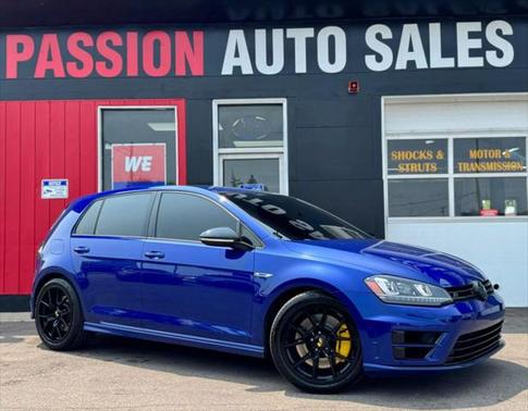 2015 Volkswagen Golf R 4-Door w/DCC & Navigation