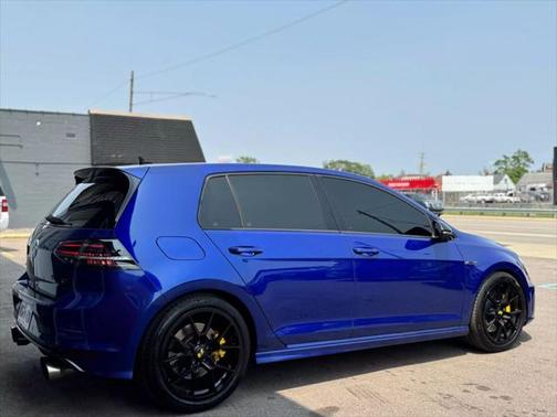 2015 Volkswagen Golf R 4-Door w/DCC & Navigation