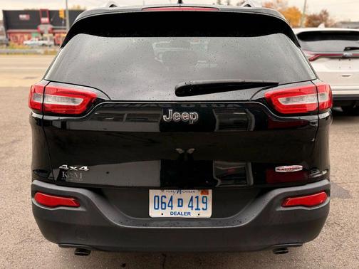 2014 Jeep Cherokee Sport