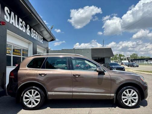 2013 Volkswagen Touareg TDI Sport
