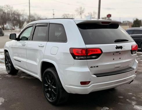 2017 Jeep Grand Cherokee Altitude