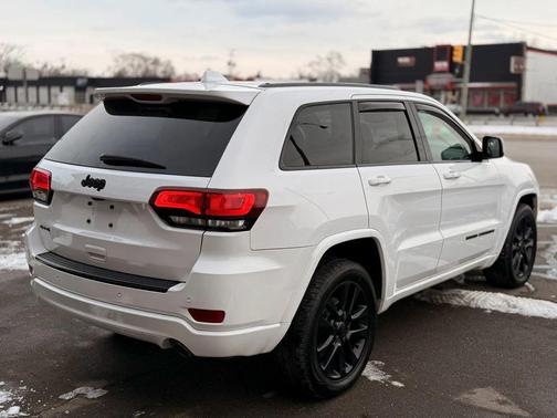 2017 Jeep Grand Cherokee Altitude