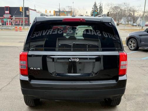 2016 Jeep Patriot Sport