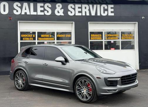 Gray 2016 Porsche Cayenne GTS