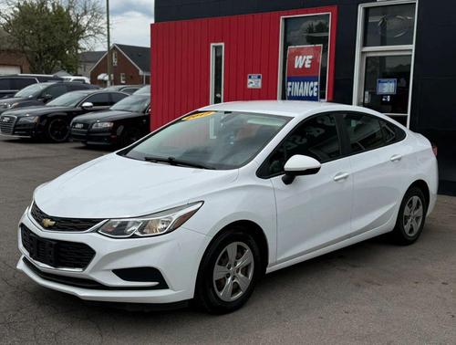 Summit White 2017 Chevrolet Cruze LS