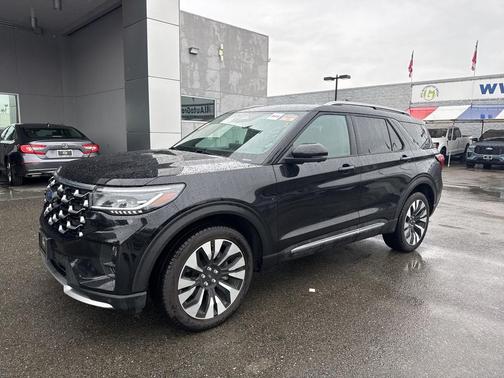 2025 Ford Explorer Platinum