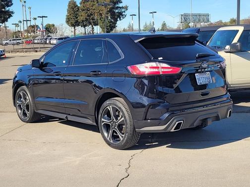 2021 Ford Edge ST