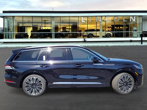 2025 Lincoln Aviator Black Label AWD
