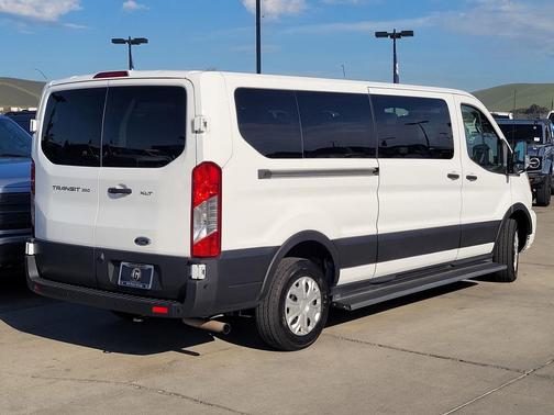 2022 Ford Transit-350 XLT