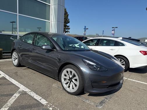 2023 Tesla Model 3 Long Range
