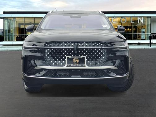 2025 Lincoln Nautilus Reserve