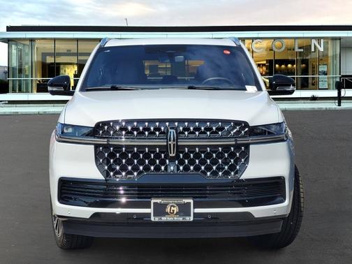 2025 Lincoln Navigator L Black Label