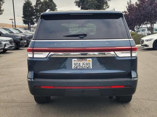 2022 Lincoln Navigator L Reserve