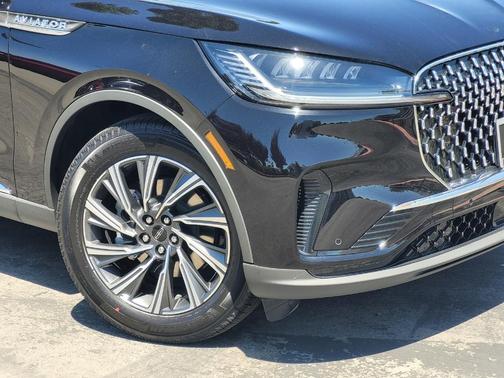 2025 Lincoln Aviator Premiere