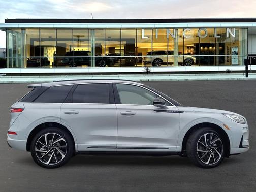 2025 Lincoln Corsair Grand Touring