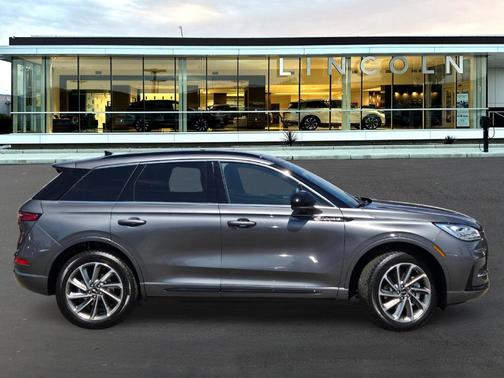 2025 Lincoln Corsair Grand Touring