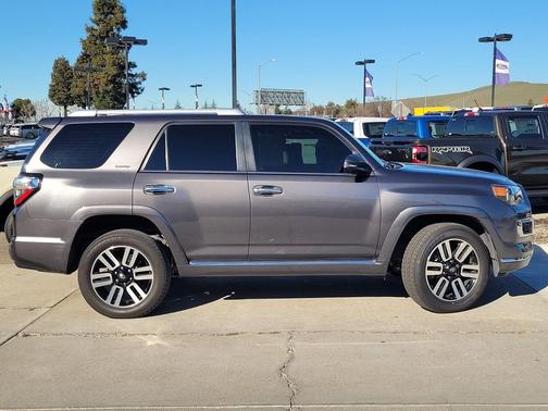 2023 Toyota 4Runner Limited