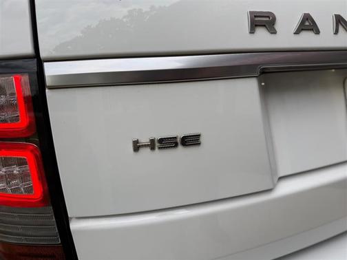 White 2017 Land Rover Range Rover 3.0L Supercharged HSE