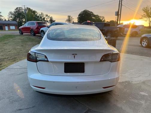 Pearl White Multi-Coat 2021 Tesla Model 3 Standard Range Plus