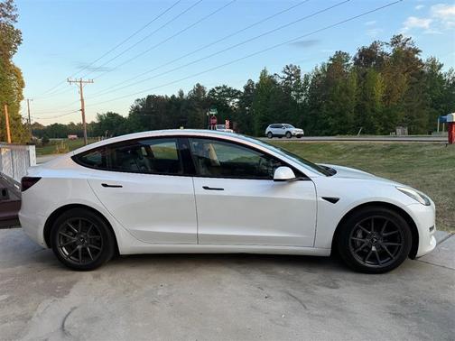 Pearl White Multi-Coat 2021 Tesla Model 3 Standard Range Plus