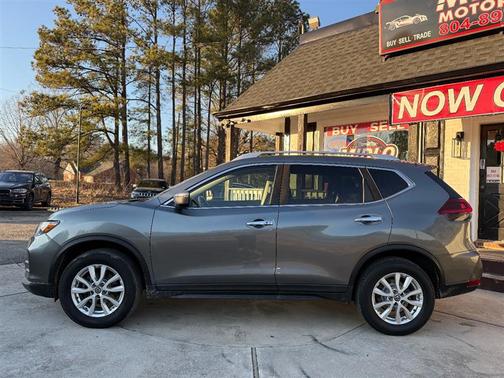 2018 Nissan Rogue SV