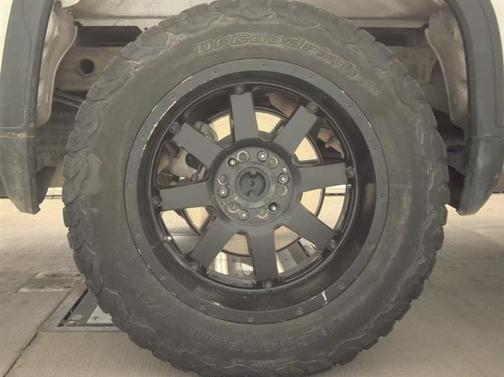 Summit White 2023 GMC Sierra 1500 Elevation