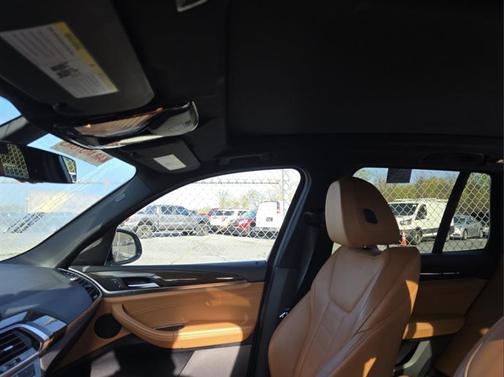 White 2018 BMW X3 xDrive30i