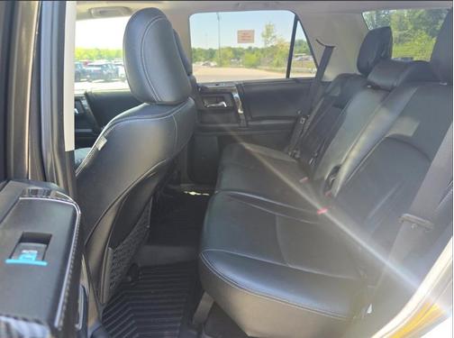 Magnetic Gray Metallic 2016 Toyota 4Runner Limited