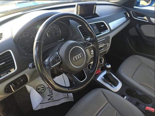 2016 Audi Q3 2.0T Premium Plus
