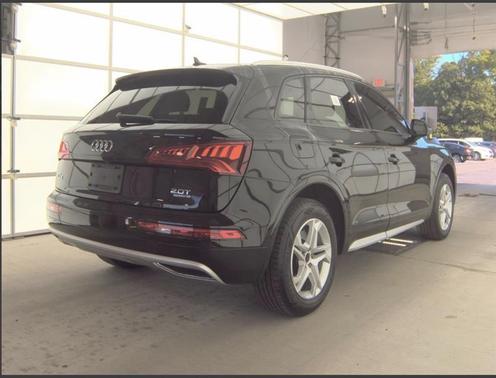 Black 2018 Audi Q5 2.0T Premium